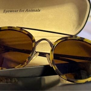 Stylish Tortoise Shell Dog Sunglasses